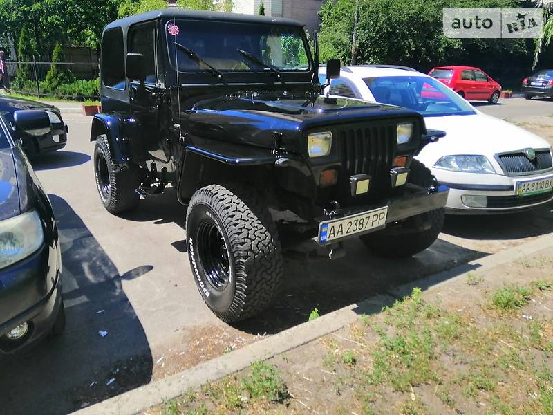 Позашляховик / Кросовер Jeep Wrangler 1995 в Києві