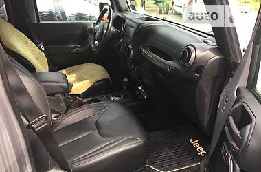 Позашляховик / Кросовер Jeep Wrangler 2018 в 