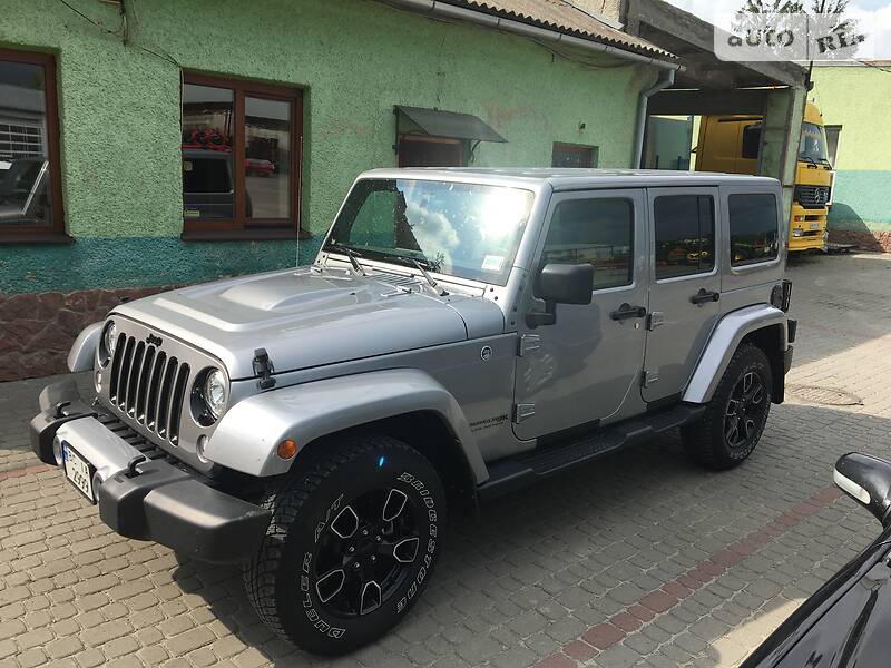Позашляховик / Кросовер Jeep Wrangler 2018 в 