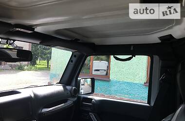 Позашляховик / Кросовер Jeep Wrangler 2018 в 