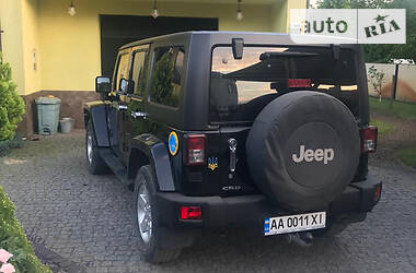 Внедорожник / Кроссовер Jeep Wrangler 2013 в Киеве