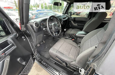 Позашляховик / Кросовер Jeep Wrangler 2011 в Києві