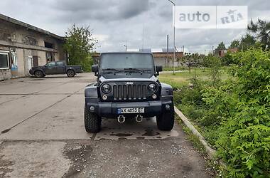 Внедорожник / Кроссовер Jeep Wrangler 2012 в Лозовой