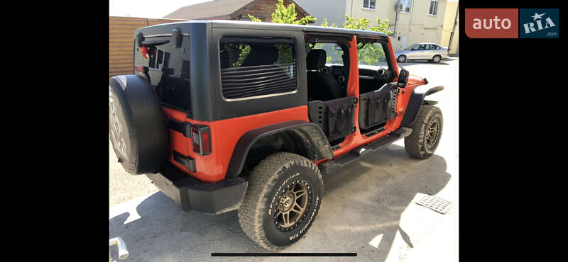 Позашляховик / Кросовер Jeep Wrangler 2015 в Дніпрі фото 4 Позашляховик / Кросовер Jeep Wrangler 2015 в Дніпрі