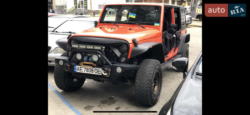 Позашляховик / Кросовер Jeep Wrangler 2015 в Дніпрі фото 2 Позашляховик / Кросовер Jeep Wrangler 2015 в Дніпрі