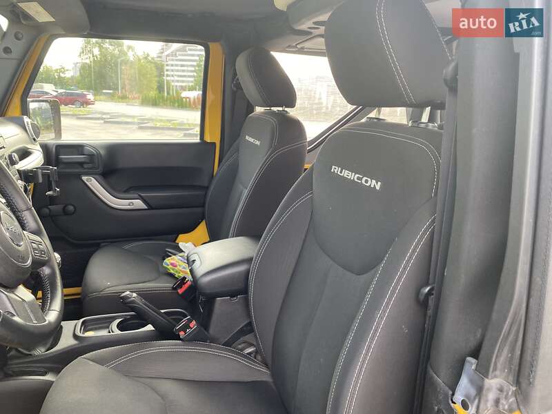 Внедорожник / Кроссовер Jeep Wrangler 2015 в Днепре
