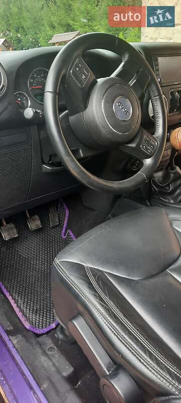 Внедорожник / Кроссовер Jeep Wrangler 2017 в Яремче фото 8 Внедорожник / Кроссовер Jeep Wrangler 2017 в Яремче