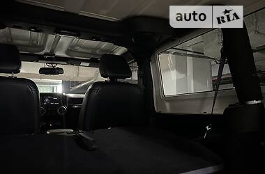 Внедорожник / Кроссовер Jeep Wrangler 2015 в 