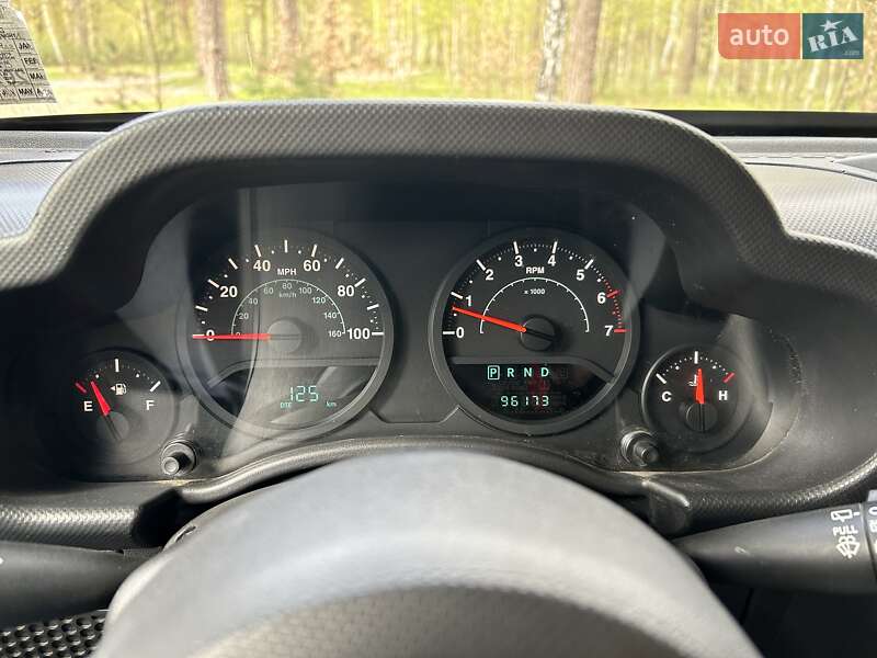 Внедорожник / Кроссовер Jeep Wrangler 2008 в Киеве