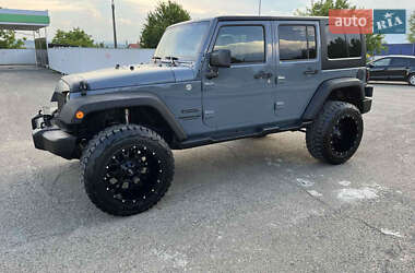 Внедорожник / Кроссовер Jeep Wrangler 2013 в Ивано-Франковске