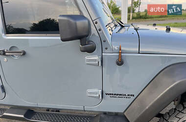 Внедорожник / Кроссовер Jeep Wrangler 2013 в Ивано-Франковске