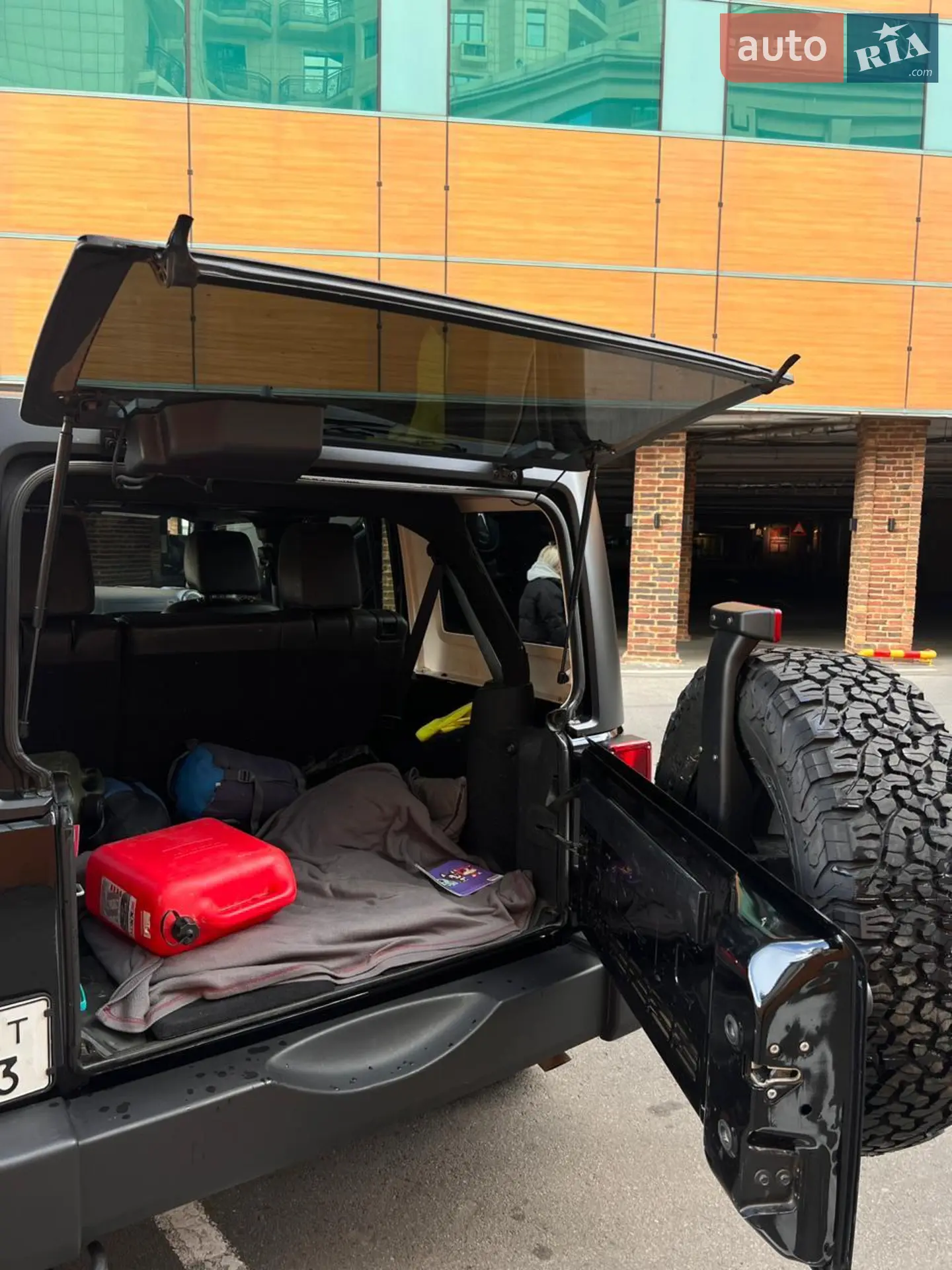 2017 Jeep Wrangler - мініатюра 15