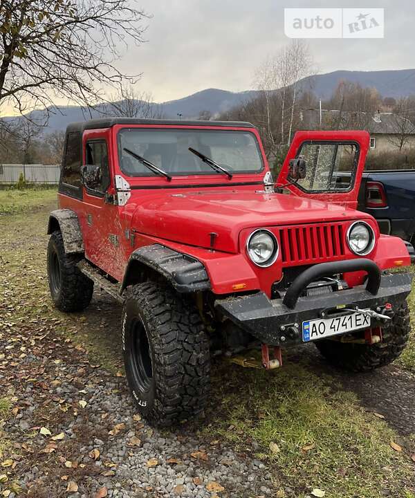 Внедорожник / Кроссовер Jeep Wrangler 2000 в Ужгороде