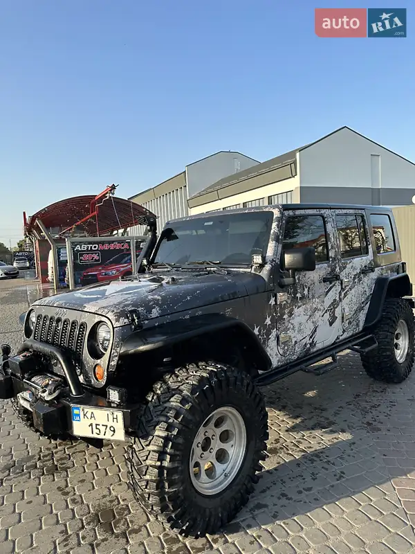 Внедорожник / Кроссовер Jeep Wrangler 2008 в 
