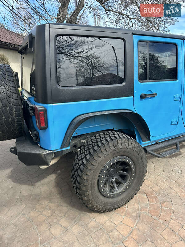 Внедорожник / Кроссовер Jeep Wrangler 2018 в Одессе фото 9 Внедорожник / Кроссовер Jeep Wrangler 2018 в Одессе