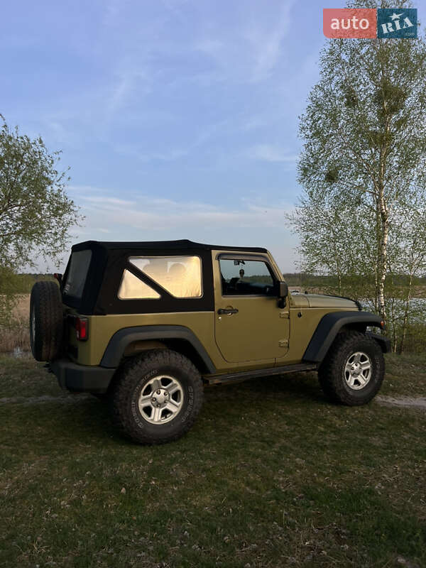 Внедорожник / Кроссовер Jeep Wrangler 2013 в Маневичах фото 9 Внедорожник / Кроссовер Jeep Wrangler 2013 в Маневичах