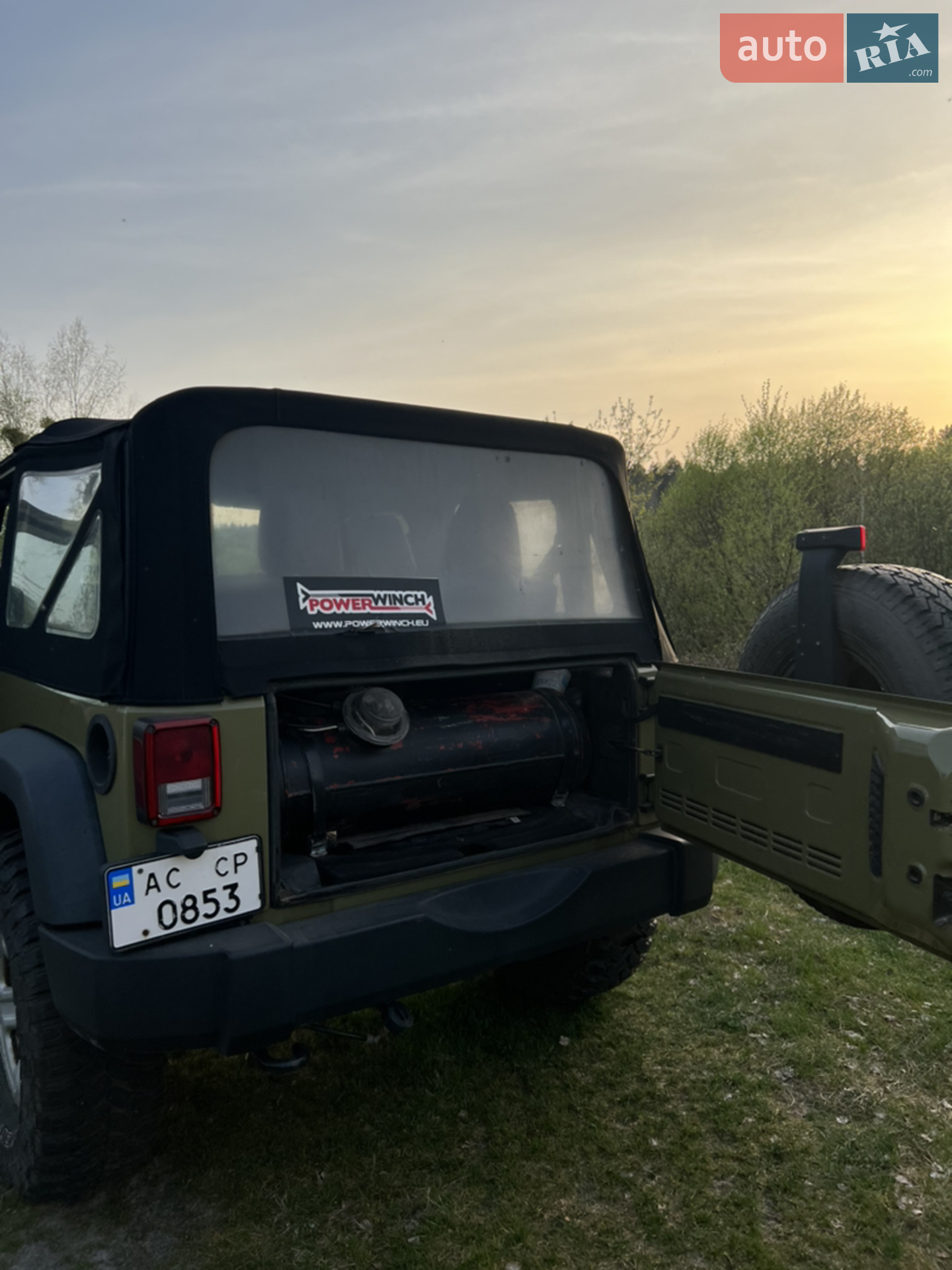 2013 Jeep Wrangler - мініатюра 12