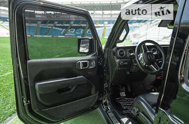 Внедорожник / Кроссовер Jeep Wrangler 2021 в 