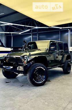 Внедорожник / Кроссовер Jeep Wrangler 2008 в Черновцах