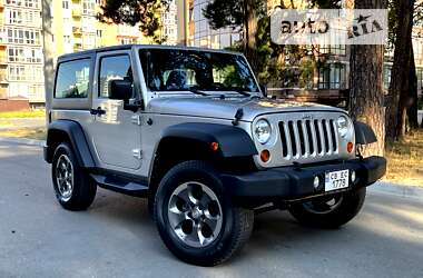 Позашляховик / Кросовер Jeep Wrangler 2011 в Чернігові