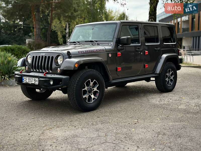 Внедорожник / Кроссовер Jeep Wrangler 2016 в Черновцах