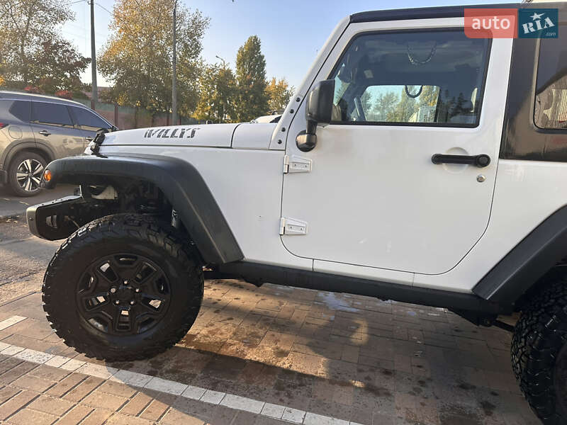 Внедорожник / Кроссовер Jeep Wrangler 2016 в Киеве фото 31 Внедорожник / Кроссовер Jeep Wrangler 2016 в Киеве
