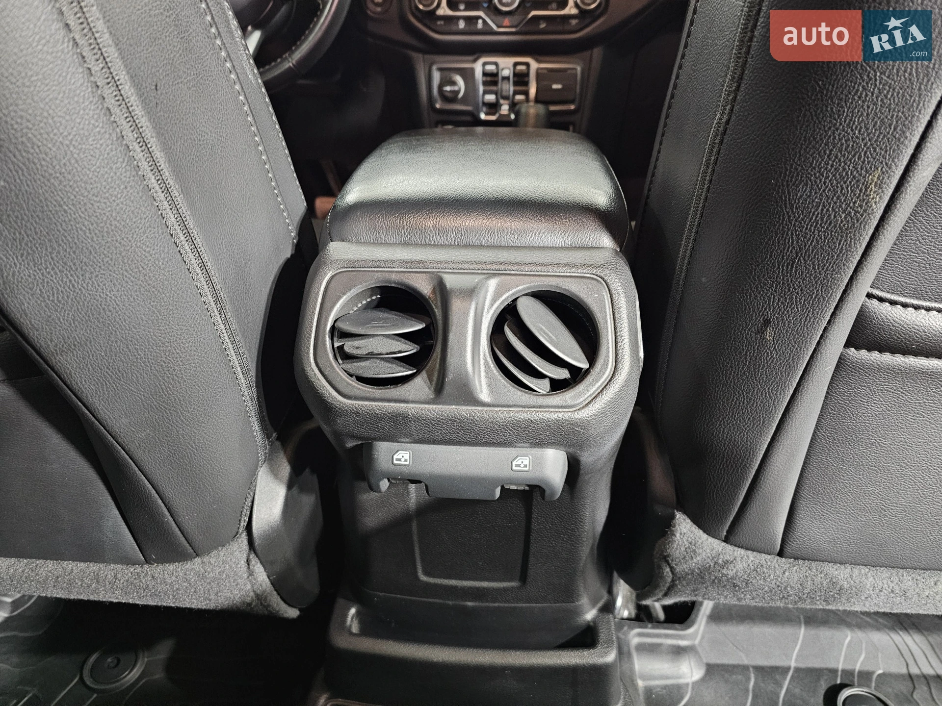 2021 Jeep Wrangler - мініатюра 16