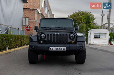 Позашляховик / Кросовер Jeep Wrangler 2012 в Чернівцях