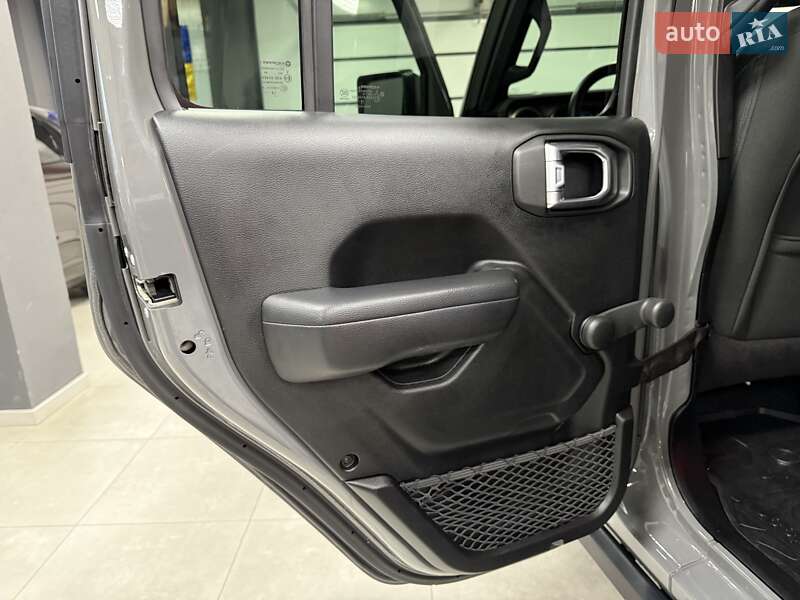 Внедорожник / Кроссовер Jeep Wrangler 2018 в Тернополе