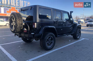 Внедорожник / Кроссовер Jeep Wrangler 2015 в Киеве