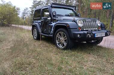Внедорожник / Кроссовер Jeep Wrangler 2009 в 