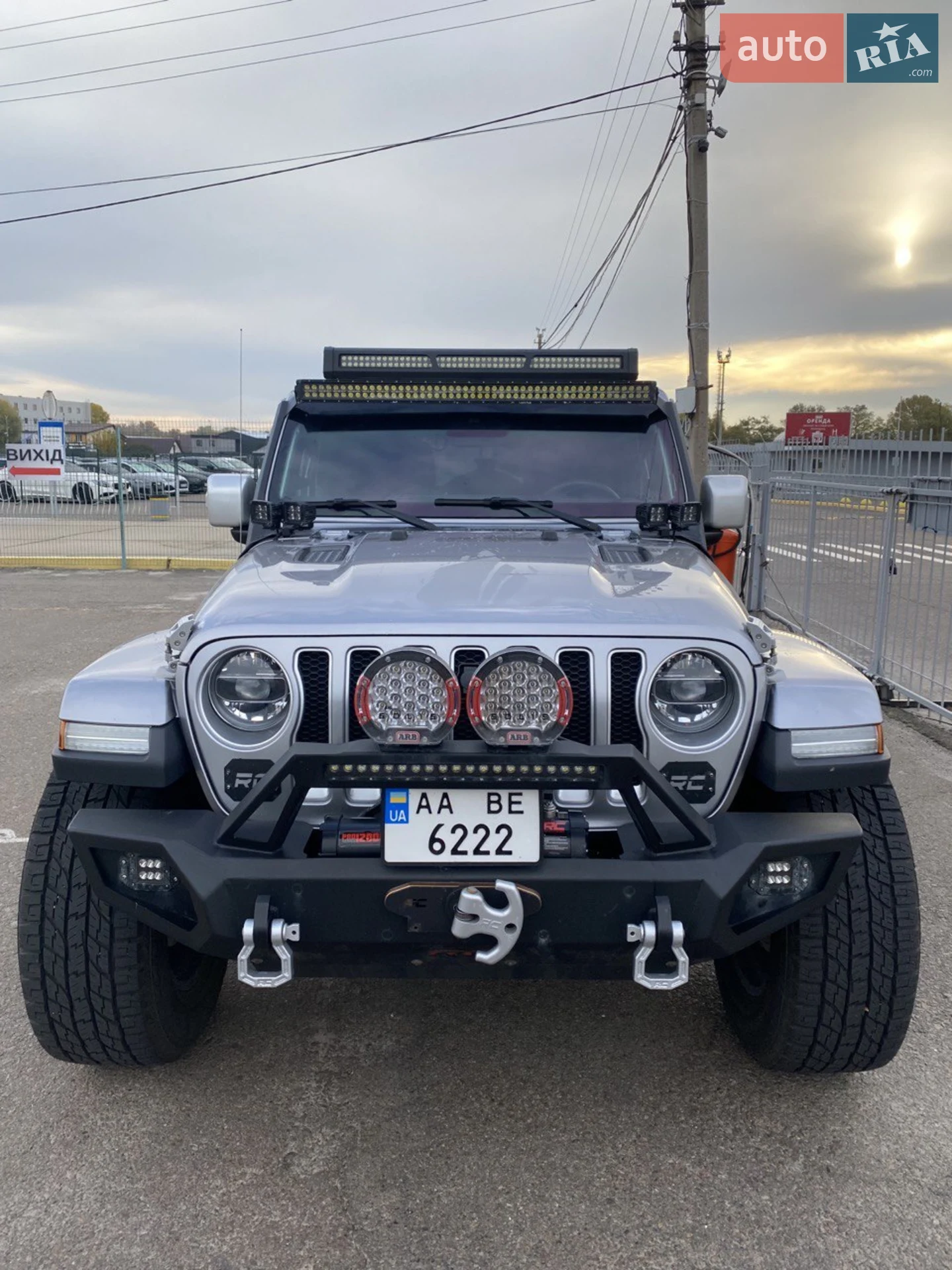 2019 Jeep Wrangler - фото 1