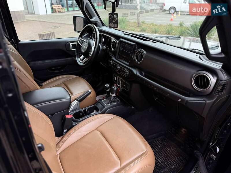 Внедорожник / Кроссовер Jeep Wrangler 2021 в Черновцах