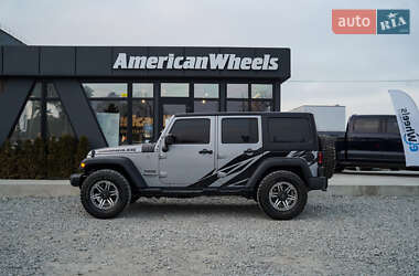Внедорожник / Кроссовер Jeep Wrangler 2016 в 