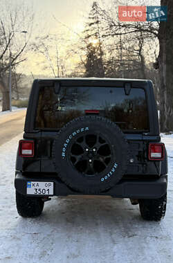 Внедорожник / Кроссовер Jeep Wrangler 2022 в 