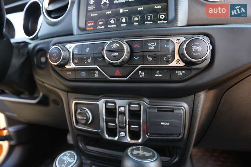 Внедорожник / Кроссовер Jeep Wrangler 2021 в Киеве