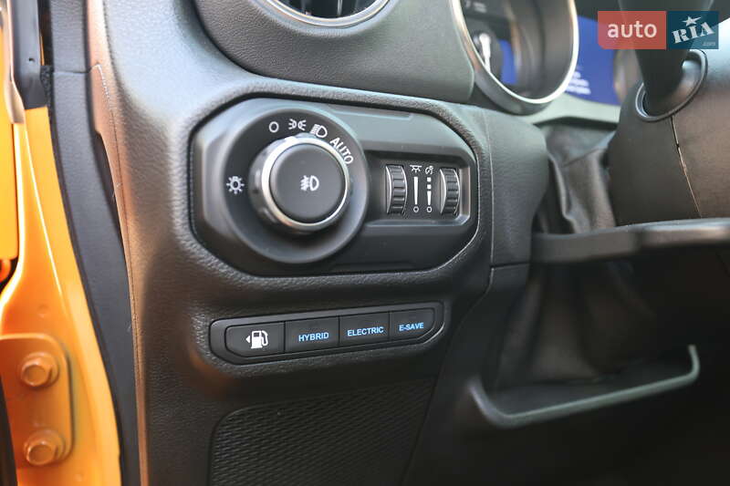 Внедорожник / Кроссовер Jeep Wrangler 2021 в Киеве
