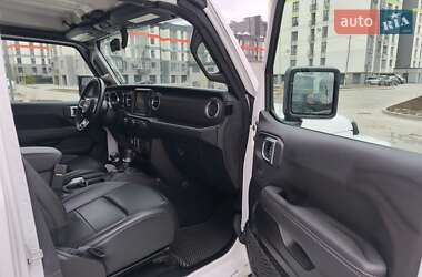 Внедорожник / Кроссовер Jeep Wrangler 2022 в 