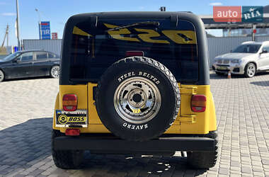 Внедорожник / Кроссовер Jeep Wrangler 1996 в 