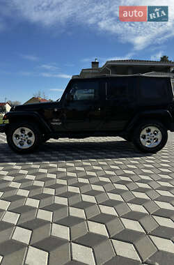 Позашляховик / Кросовер Jeep Wrangler 2013 в 