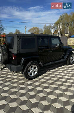 Позашляховик / Кросовер Jeep Wrangler 2013 в 