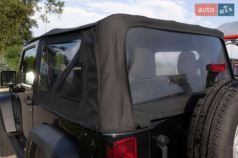 Позашляховик / Кросовер Jeep Wrangler 2017 в Львові