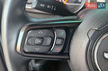 Внедорожник / Кроссовер Jeep Wrangler 2018 в 