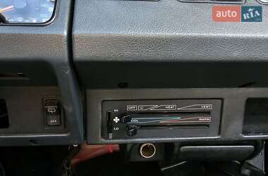 Внедорожник / Кроссовер Jeep Wrangler 1995 в 