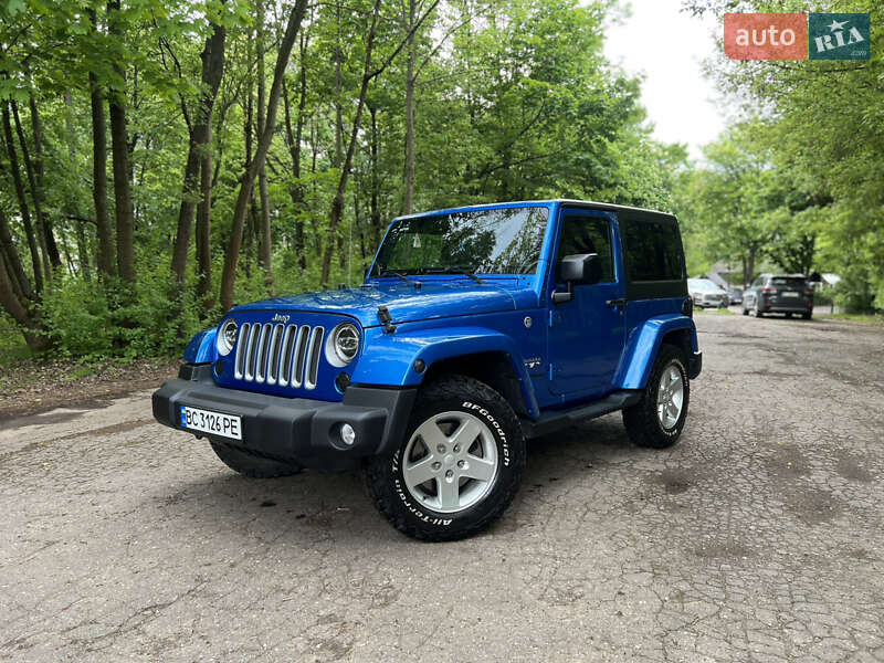 Позашляховик / Кросовер Jeep Wrangler 2015 в Львові