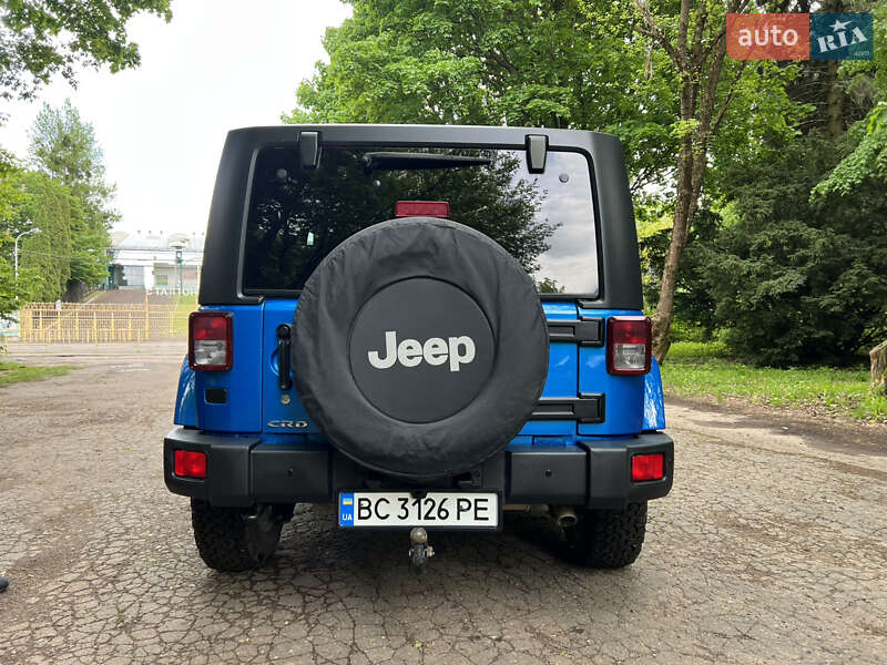 Позашляховик / Кросовер Jeep Wrangler 2015 в Львові