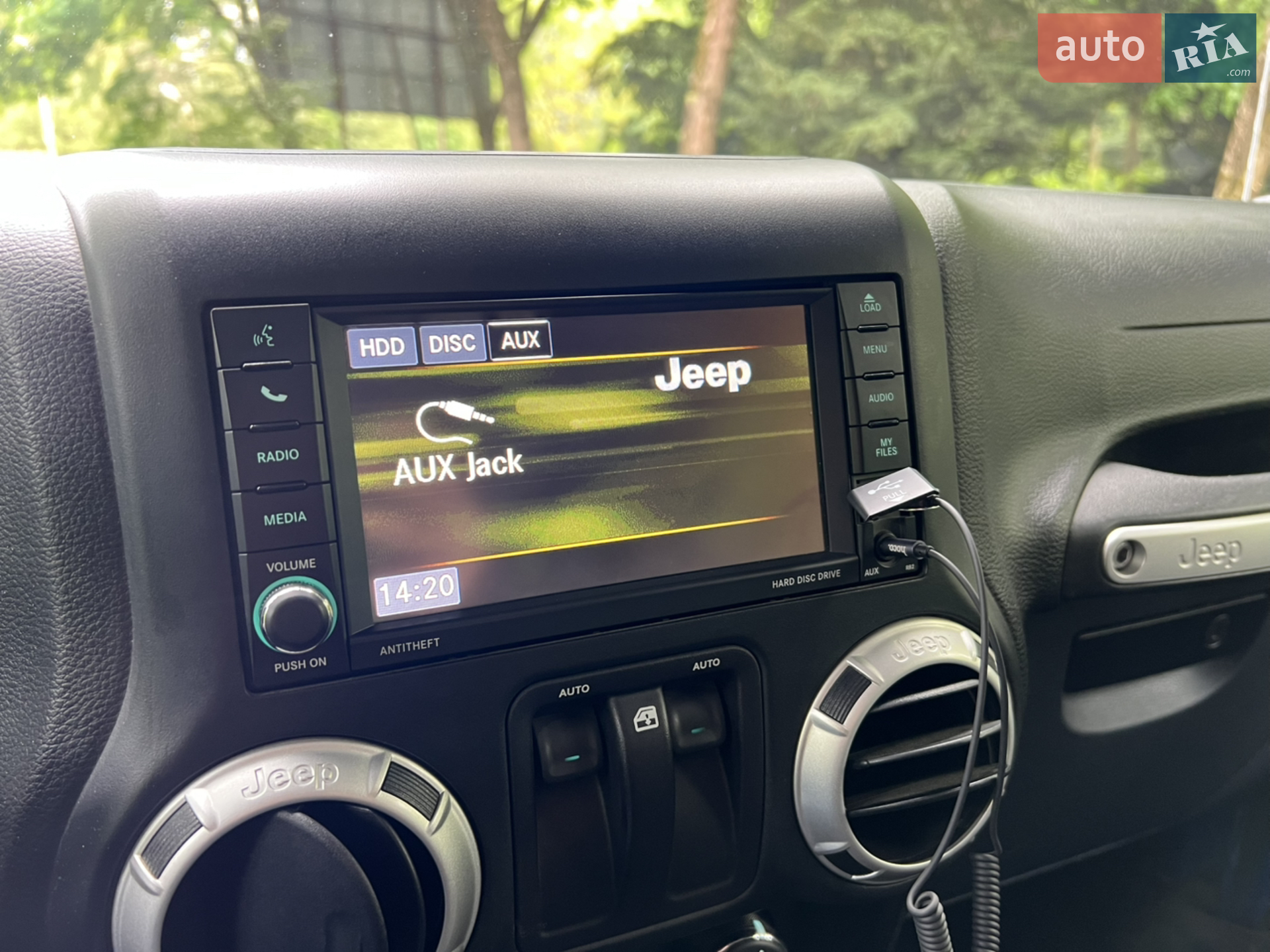 2015 Jeep Wrangler - мініатюра 36