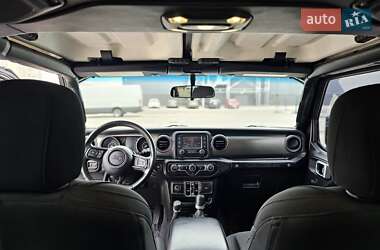 Внедорожник / Кроссовер Jeep Wrangler 2018 в 
