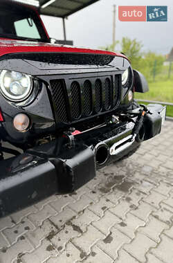 Внедорожник / Кроссовер Jeep Wrangler 2014 в 