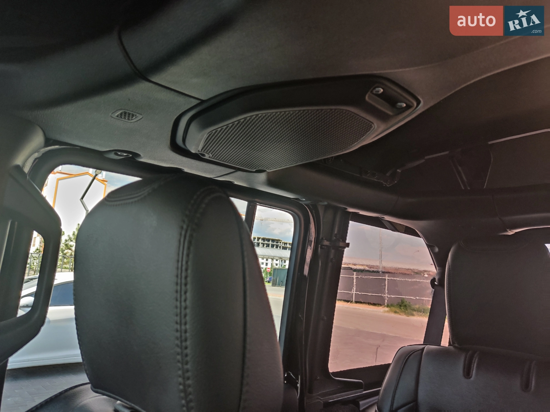 2021 Jeep Wrangler - мініатюра 19